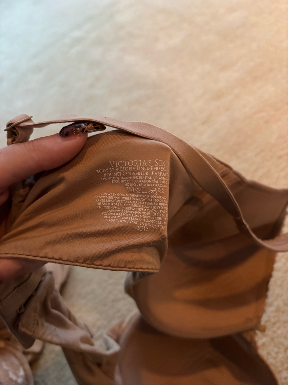Victoria's Secret Nude Bra - Picture 3 of 4
